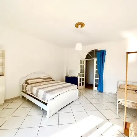 Nel Blu De Pinto Di Blu * Pulsano