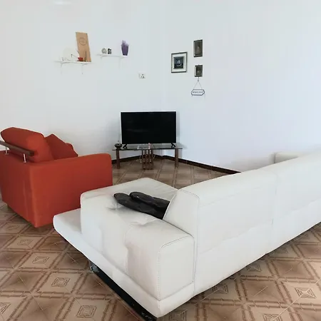 Nel Blu De Pinto Di Blu Pulsano